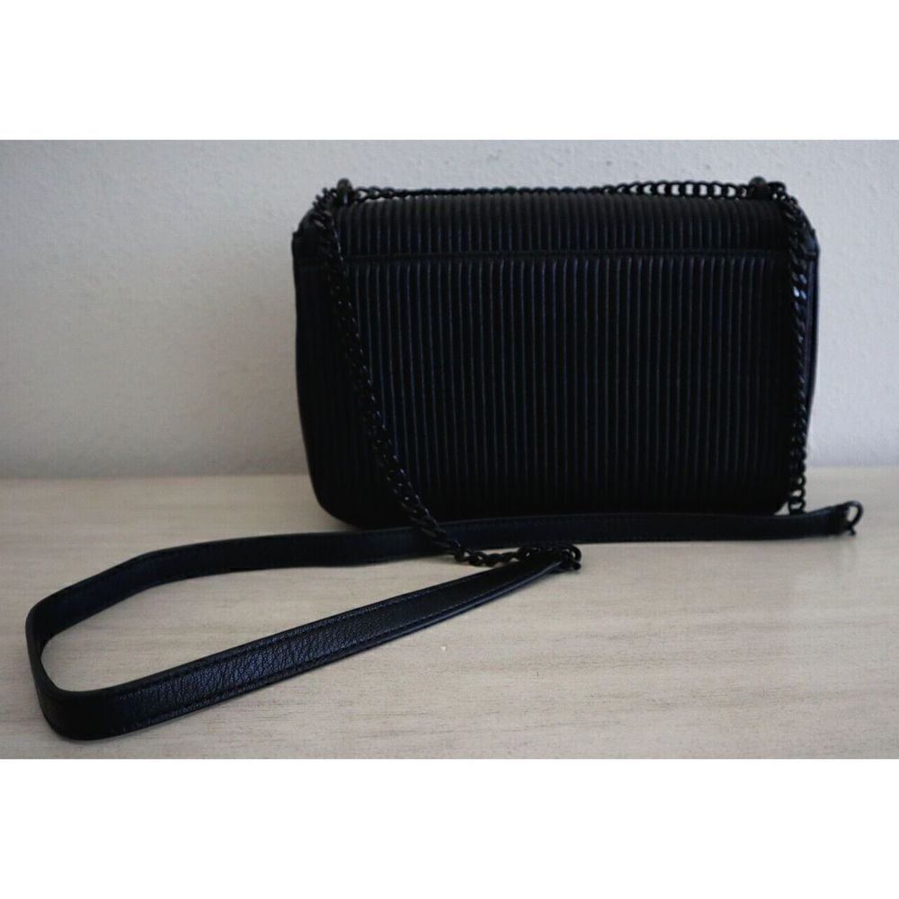 DKNY R343YA59 Women's Sz MD Black Sina Ribbed Crossbody/Shoulder Bag Purse - Picture 5 of 15